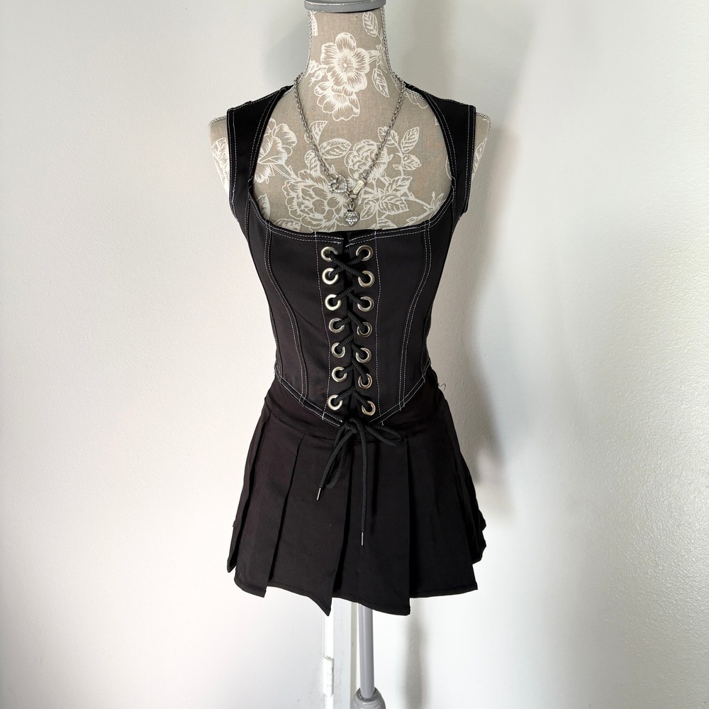 Kiki Riki Black Corset Style Top Lace Up Front Zipper Back Small NWT 27241